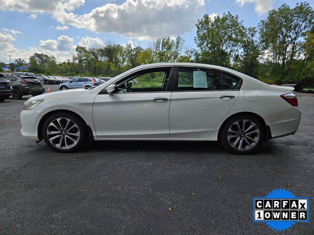 Photo of 2013 White Orchid Pearl Honda Accord