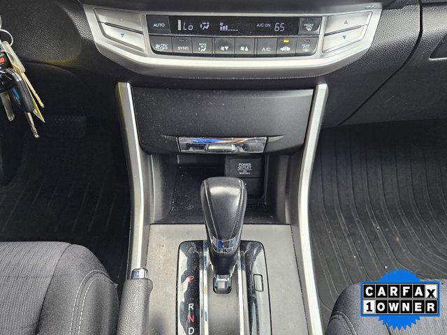 Photo of 2013 White Orchid Pearl Honda Accord