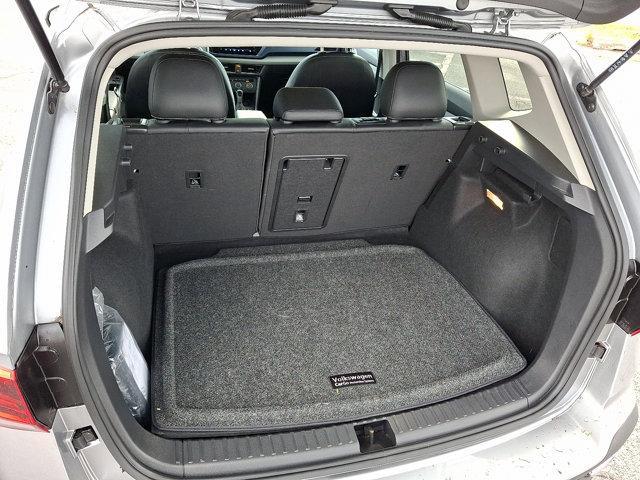 Photo of 2022 Platinum Gray Metallic Volkswagen Taos
