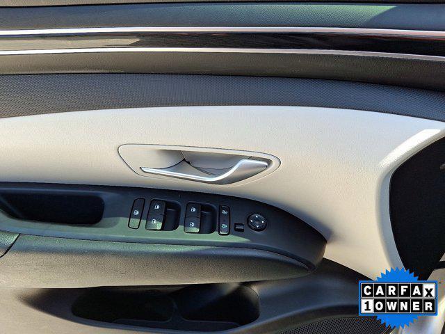 Photo of 2024 Shimmering Silver Hyundai TUCSON