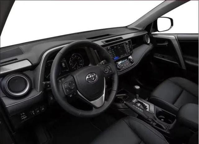 Photo of 2017 Magnetic Gray Metallic Toyota RAV4