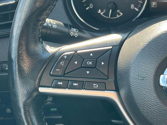 Photo of 2017 Caspian Blue Nissan Rogue