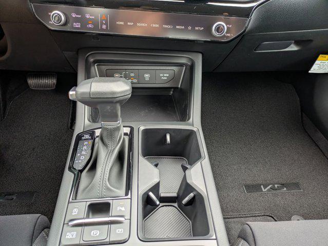 Photo of 2025 Interstellar Gray Kia K5