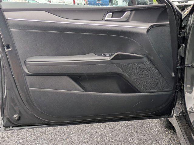 Photo of 2025 Interstellar Gray Kia K5