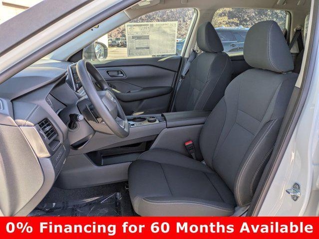 Photo of 2025 Everest White Pearl Nissan Rogue