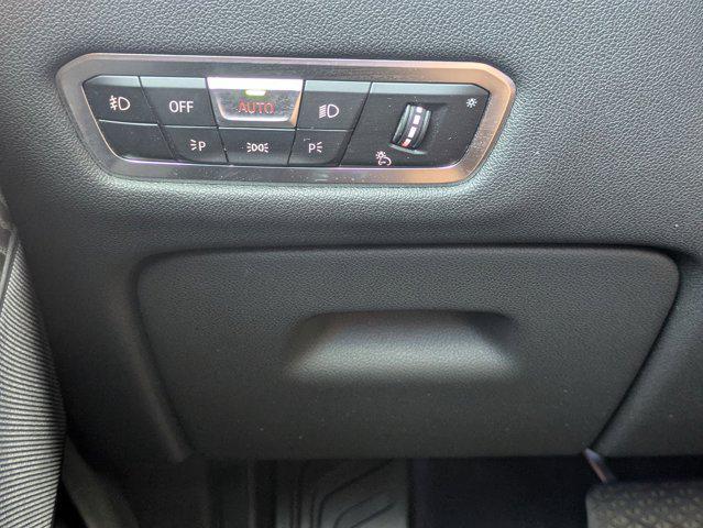 Photo of 2022 Arctic Grey Metallic BMW X7