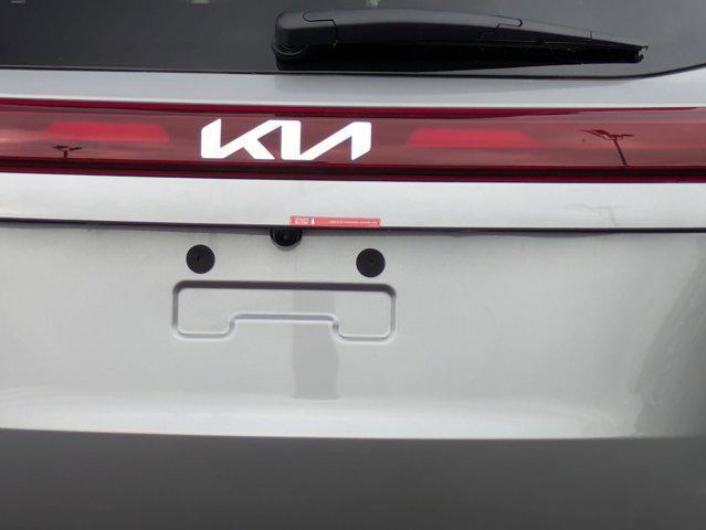 Photo of 2025 Steel Gray Kia Seltos