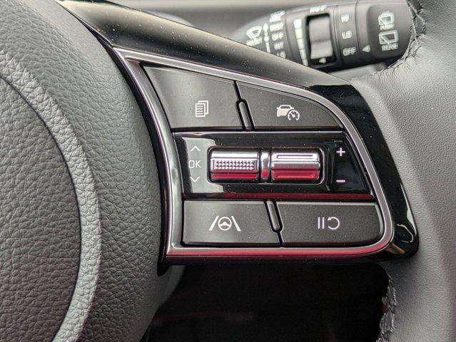Photo of 2025 Steel Gray Kia Seltos