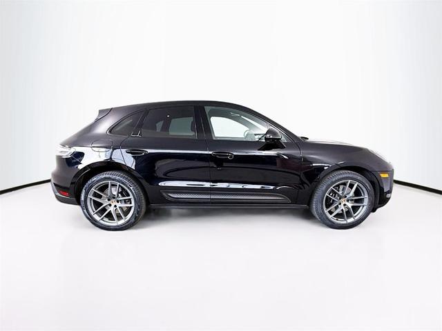 Photo of 2022 Black Porsche Macan