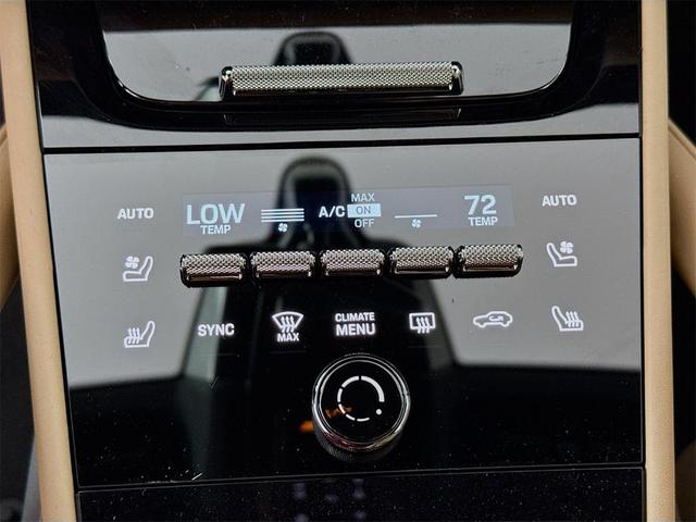 Photo of 2025 Blue Porsche Cayenne