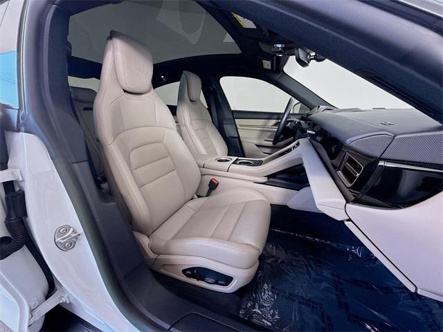 Photo of 2023 White Porsche Taycan