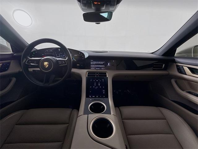 Photo of 2023 White Porsche Taycan