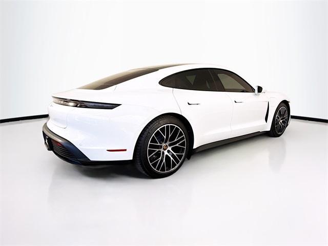 Photo of 2023 White Porsche Taycan