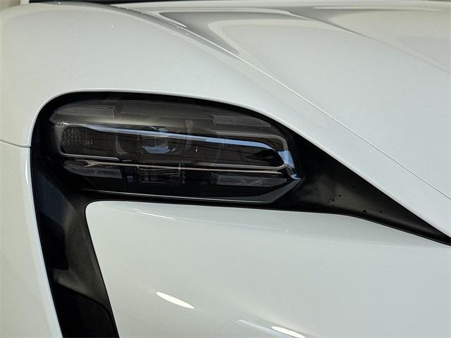 Photo of 2023 White Porsche Taycan