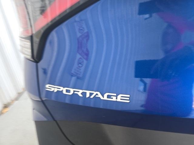 Photo of 2023 Sapphire Blue Kia Sportage