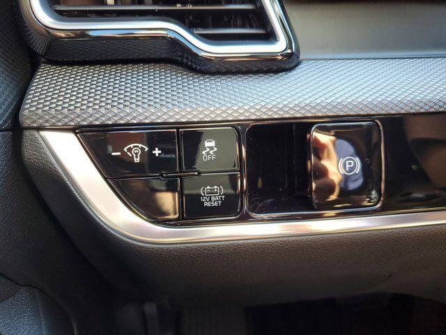 Photo of 2025 Gravity Gray Kia Sportage Hybrid