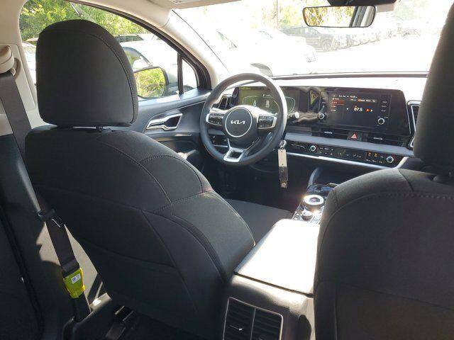 Photo of 2025 Gravity Gray Kia Sportage Hybrid