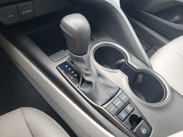 Photo of 2024 Midnight Black Metallic Toyota Camry Hybrid