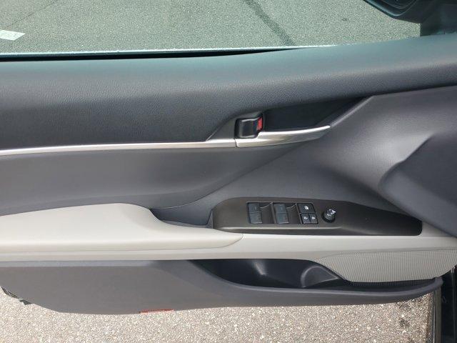 Photo of 2024 Midnight Black Metallic Toyota Camry Hybrid