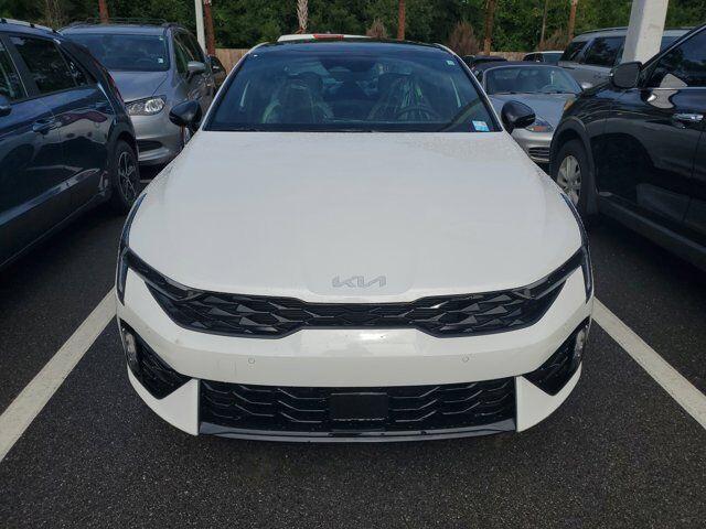 Photo of 2025 Snow White Pearl Kia K5