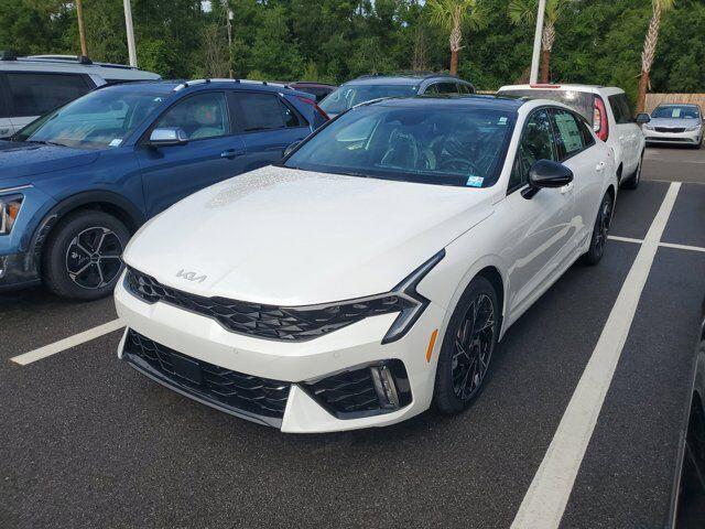 Photo of 2025 Snow White Pearl Kia K5