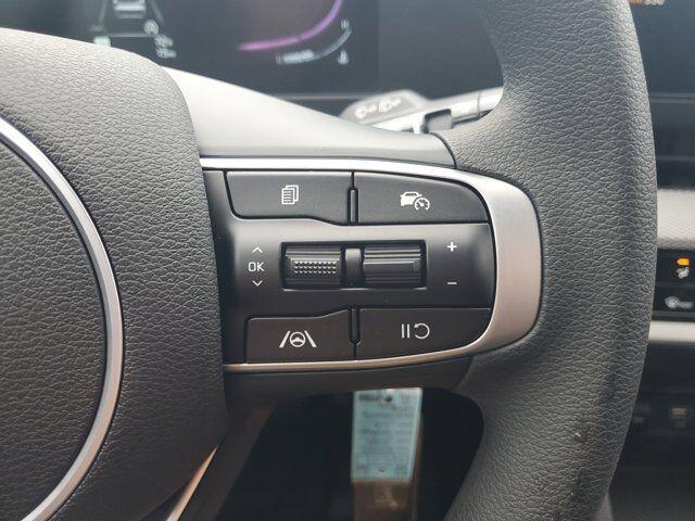 Photo of 2025 Gravity Gray Kia Sportage