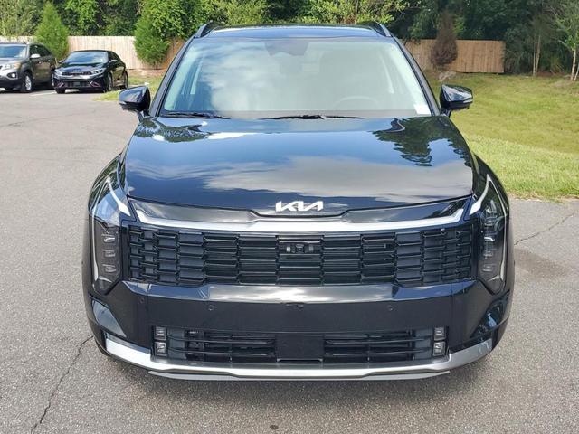 Photo of 2026 Ebony Black Kia Sportage