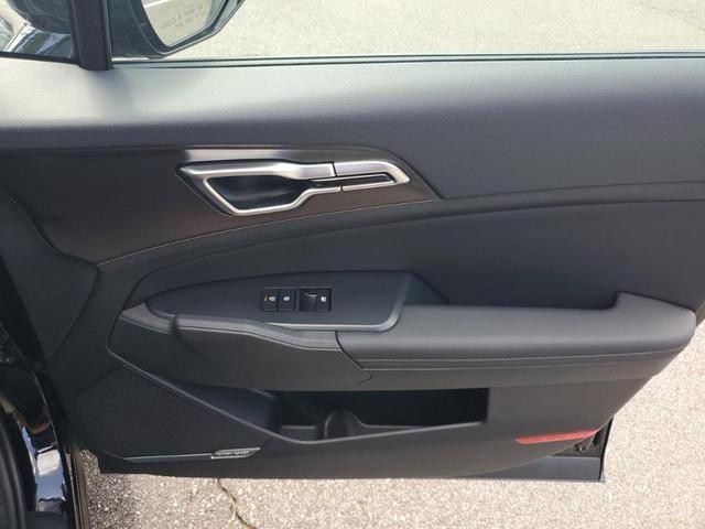 Photo of 2026 Ebony Black Kia Sportage