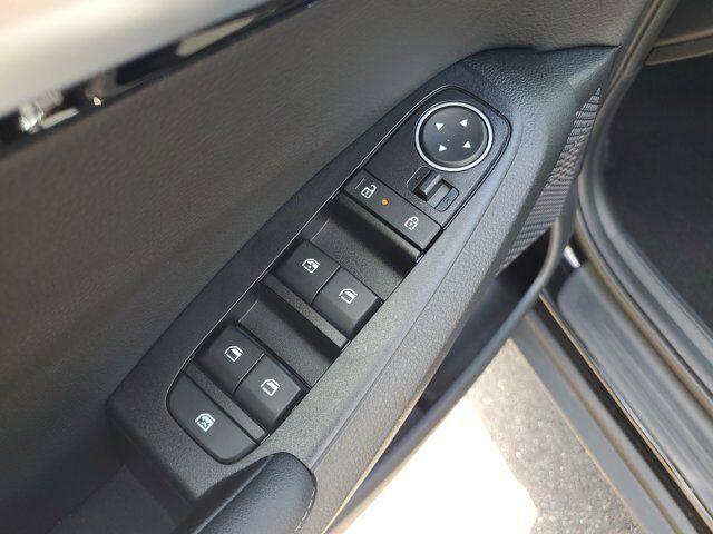 Photo of 2025 Fusion Orange Kia Seltos