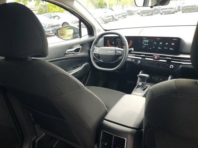 Photo of 2026 Gray Metallic Kia Sportage