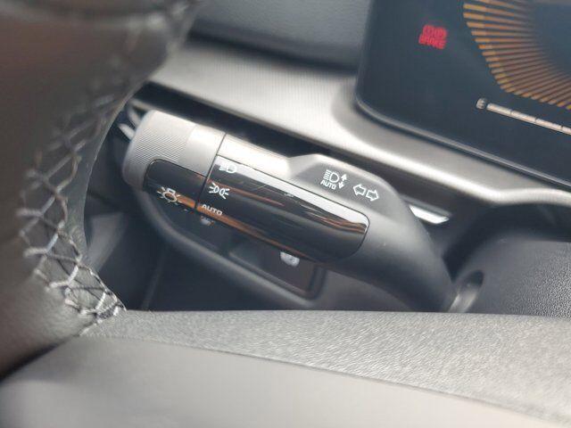 Photo of 2026 Gray Metallic Kia Sportage
