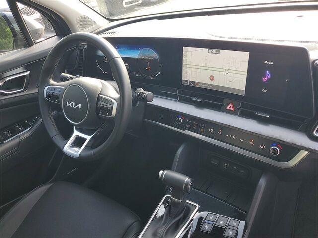 Photo of 2025 Gravity Gray Kia Sportage