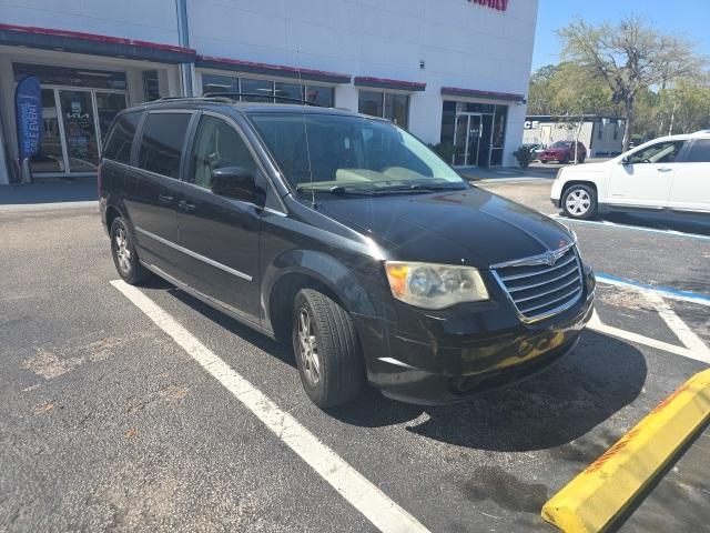 2010 Chrysler Town & Country