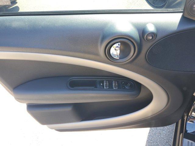 Photo of 2016 Black Metallic MINI Countryman