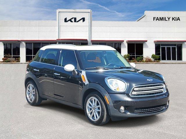 Photo of 2016 Black Metallic MINI Countryman