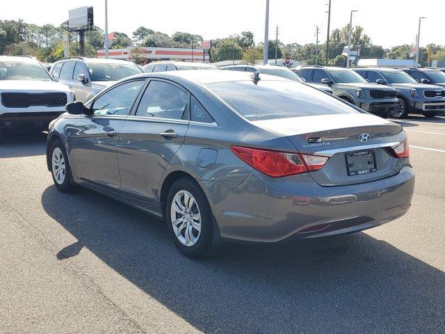 Photo of 2013 Harbor Gray Metallic Hyundai SONATA