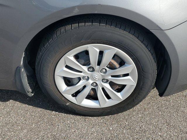 Photo of 2013 Harbor Gray Metallic Hyundai SONATA