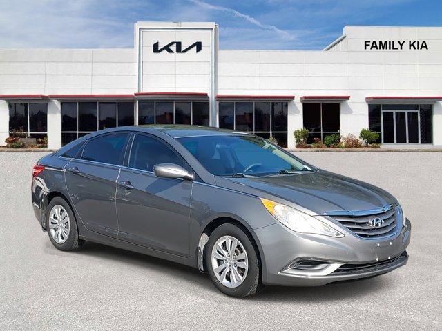 Photo of 2013 Harbor Gray Metallic Hyundai SONATA