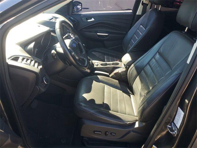 Photo of 2016 Magnetic Ford Escape