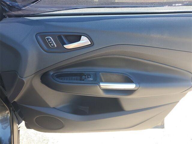 Photo of 2016 Magnetic Ford Escape