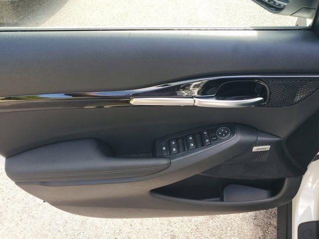Photo of 2026 Snow White Pearl Kia Seltos