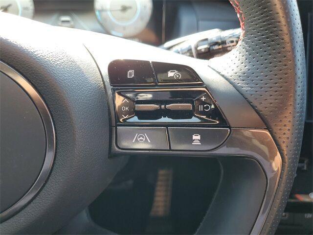 Photo of 2022 Quartz White Hyundai TUCSON