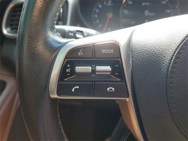 Photo of 2019 Titanium Silver Kia Sorento