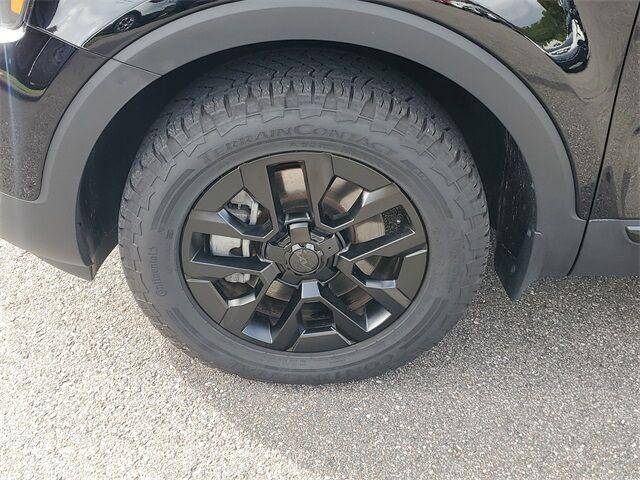 Photo of 2025 Ebony Black Kia Telluride