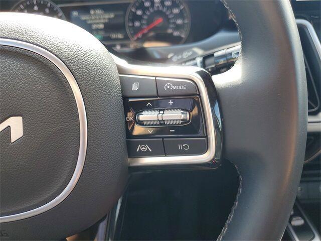 Photo of 2023 Ebony Black Kia Sorento