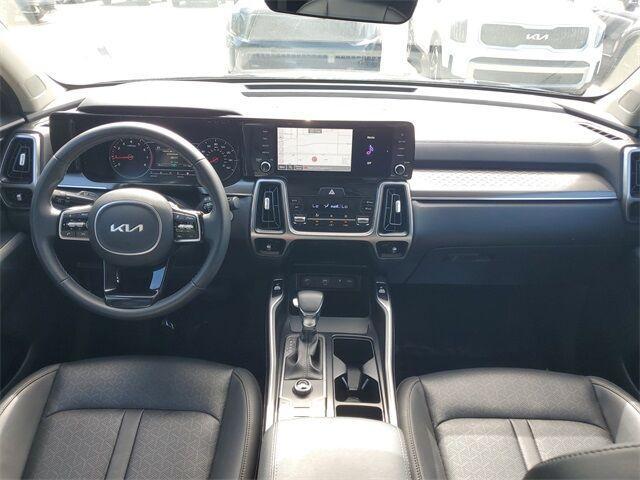 Photo of 2023 Ebony Black Kia Sorento