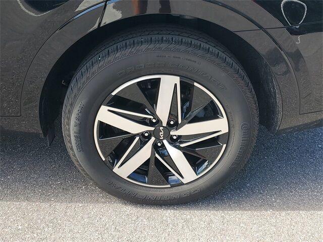 Photo of 2023 Ebony Black Kia Sorento