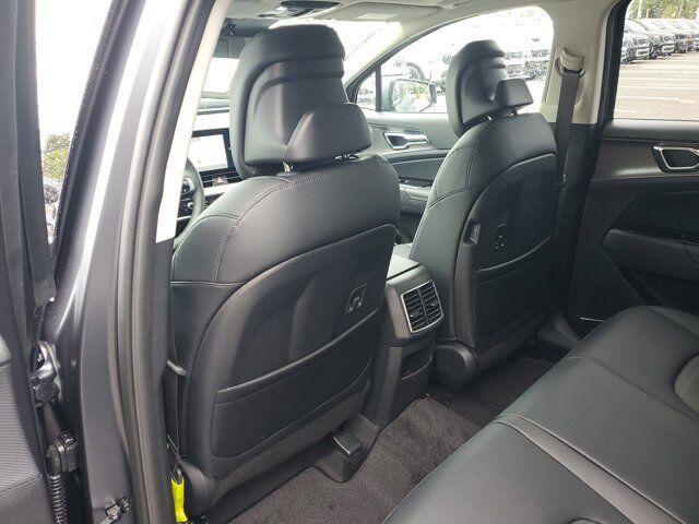 Photo of 2025 Shadow Kia Sportage Hybrid