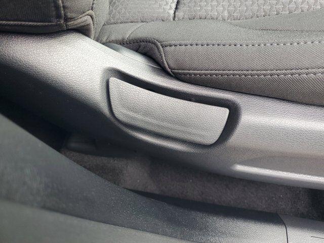 Photo of 2026 Gray Metallic Kia Sportage