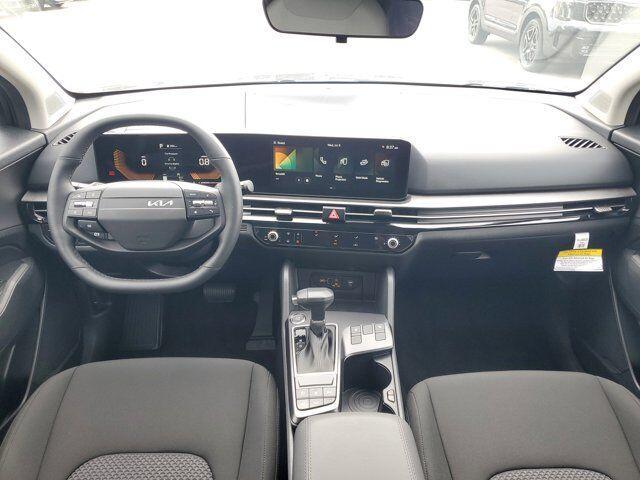 Photo of 2026 Gray Metallic Kia Sportage